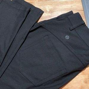 Like new! Lululemon City Sleek 5 Pocket HR Pant size 6 Slim Fit